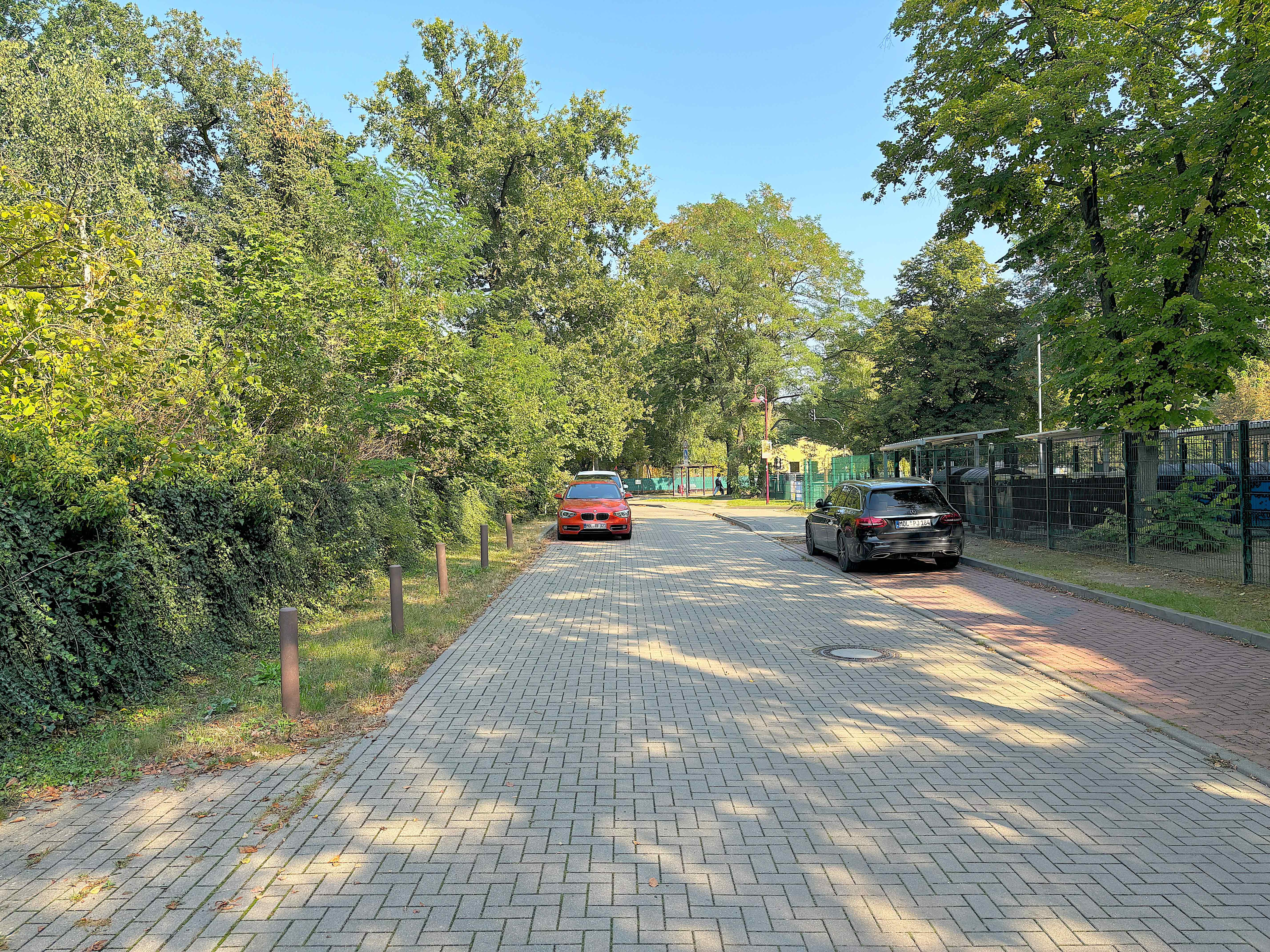 Sonniges Baugrundstück für ein Mehrfamilienhaus in Bestlage! 3